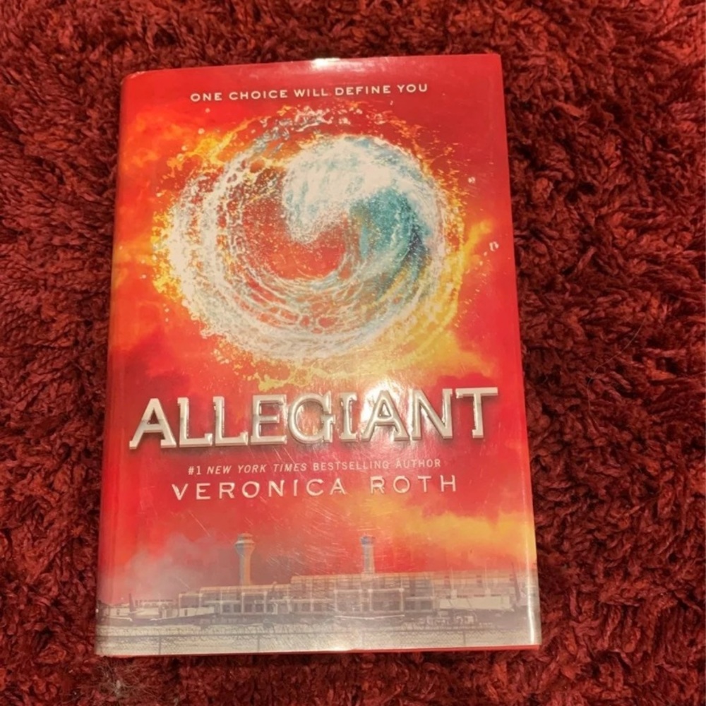 Allegiant by Veronica Roth